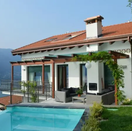 Villa Sleeps 10 Pool Air Con Moltrasio