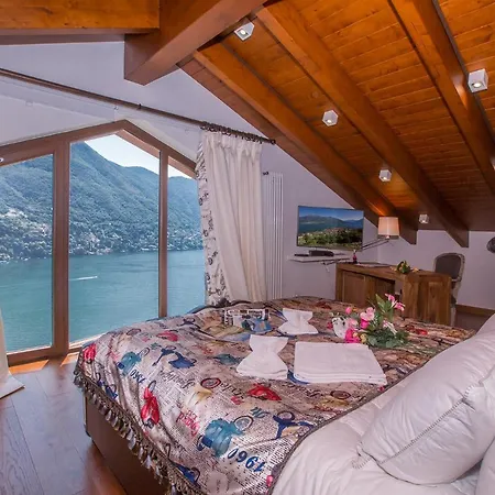 Sleeps 10 Pool Air Con Villa